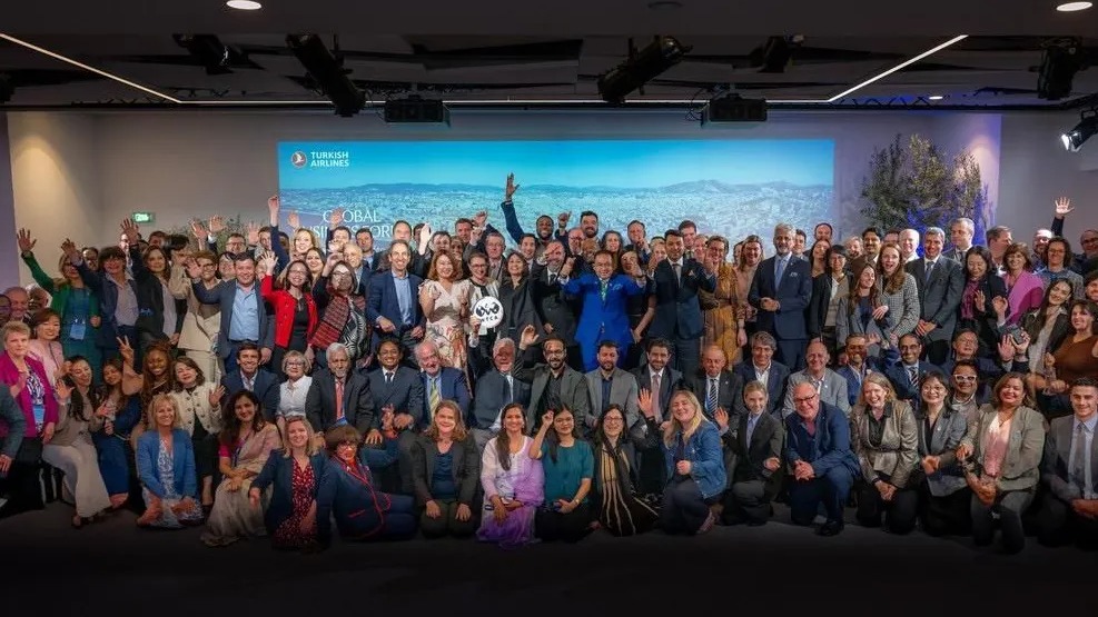 Innovative Approaches to Academic Conferences in the Digital Era